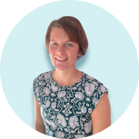 Ashley Headshot Round (1)